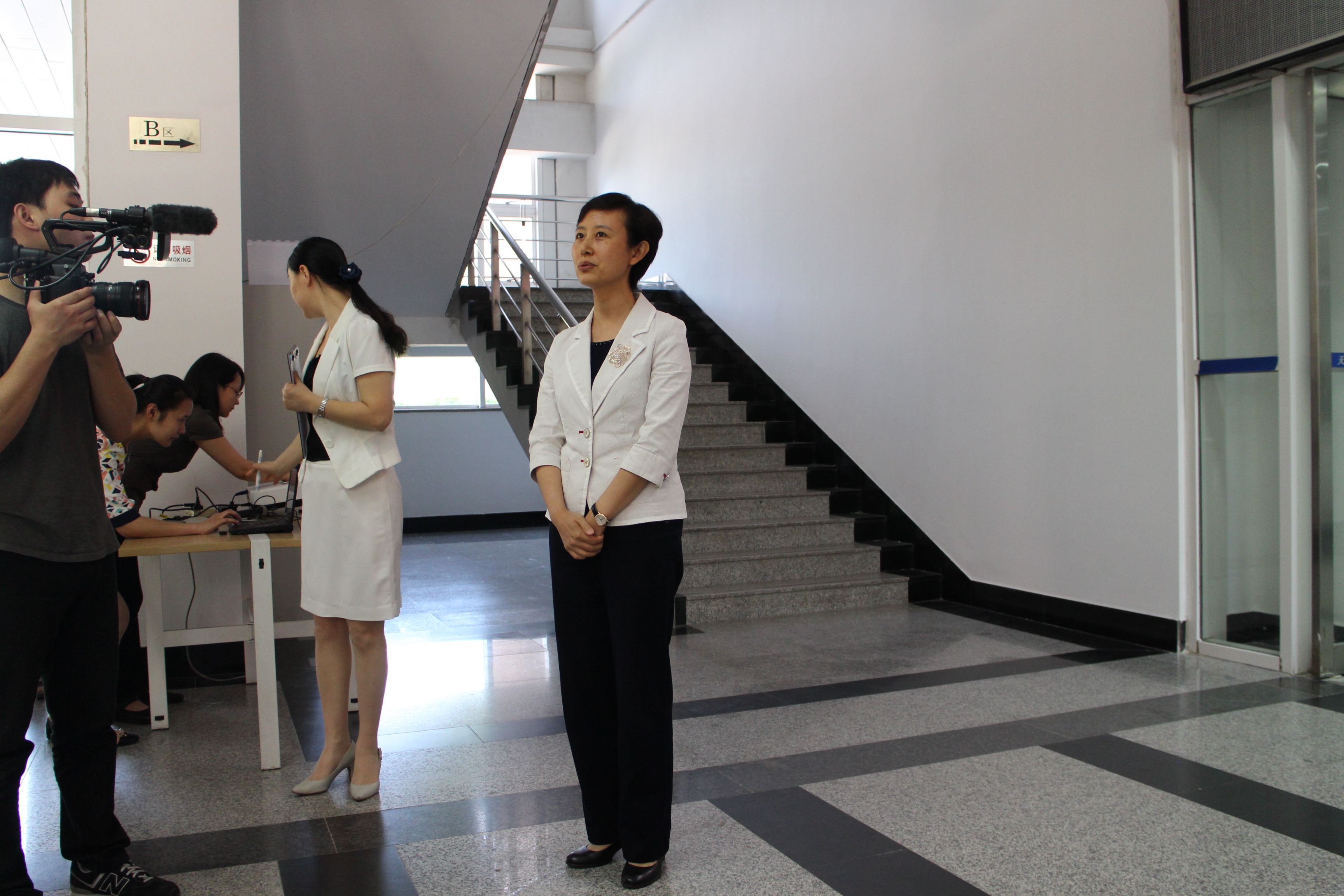 738099.jpg W020160530350480021069.jpg